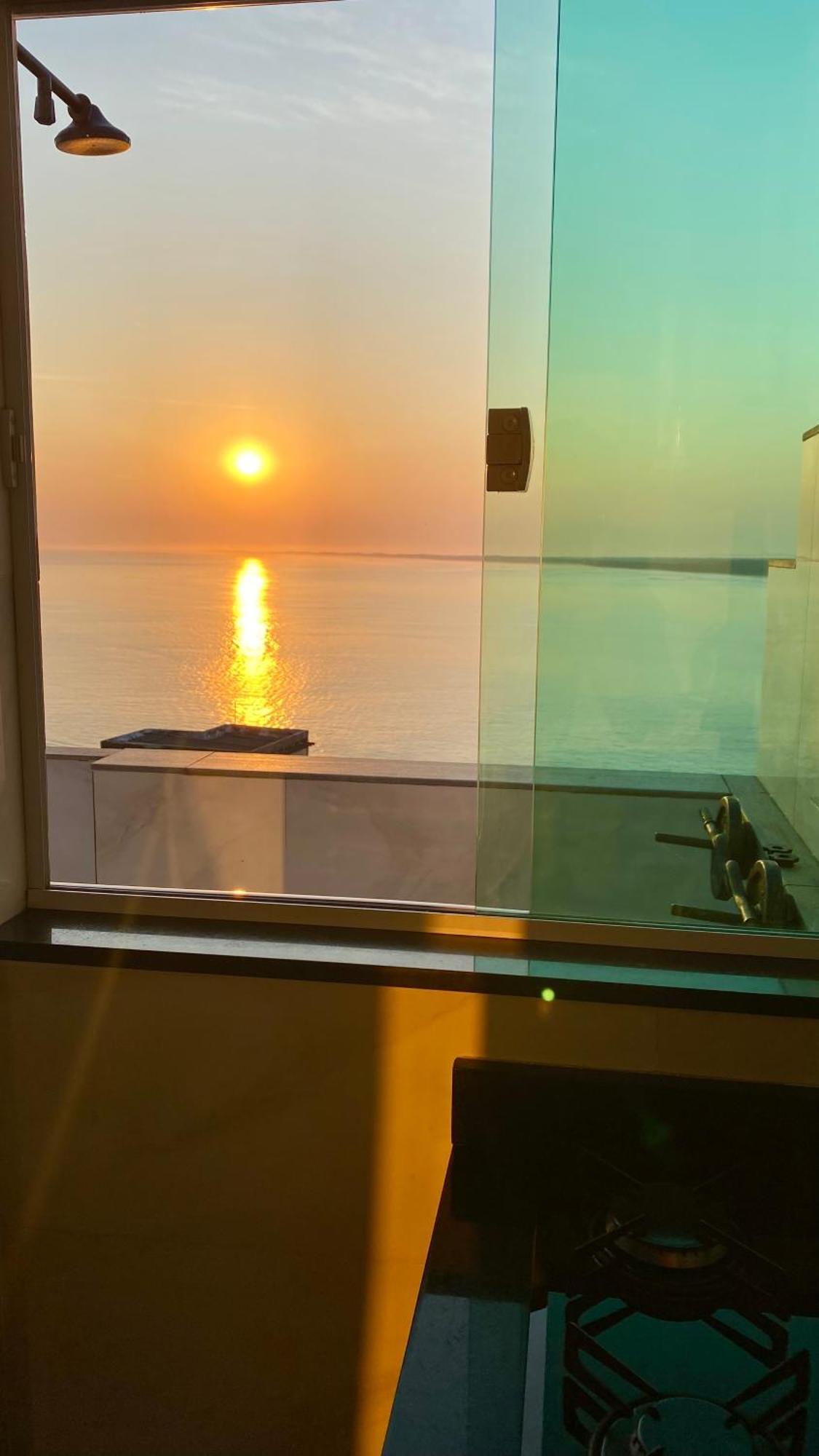 Sunset View Apartamento *